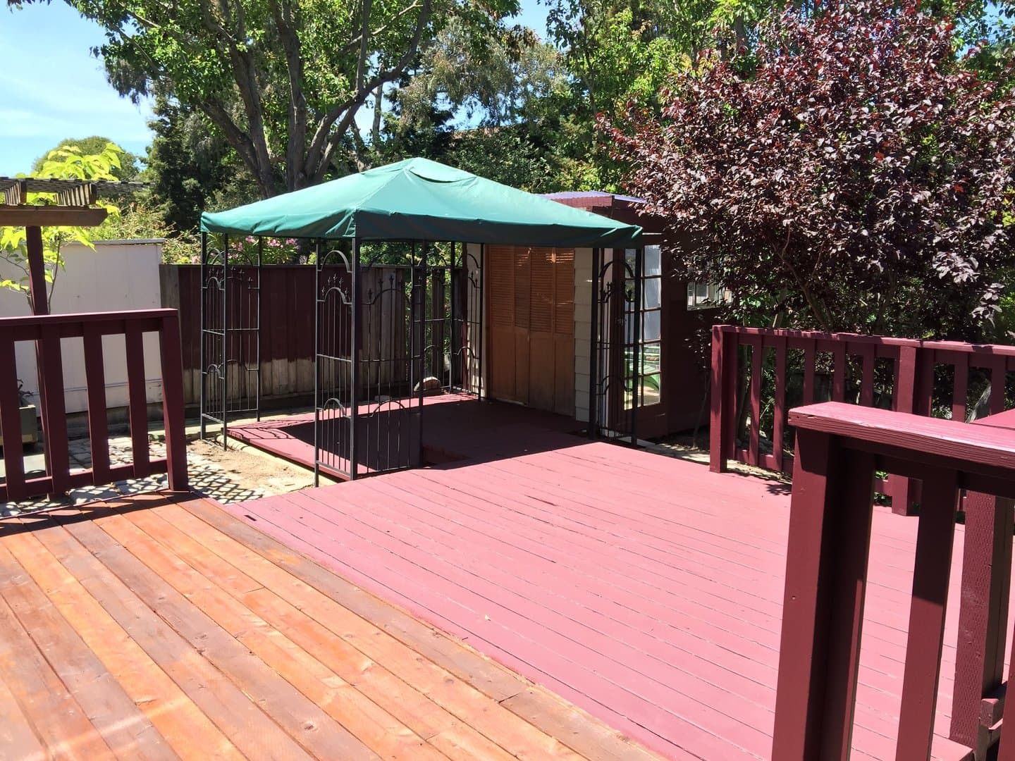 Vallejo House: 136 Ruby Ln