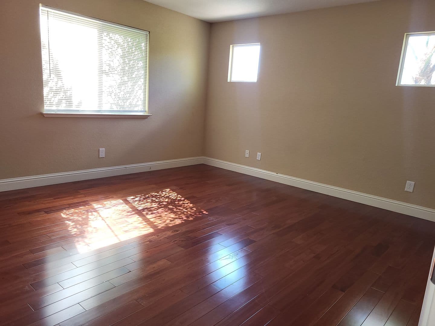 Fairfield House: 3891 Danbury Way