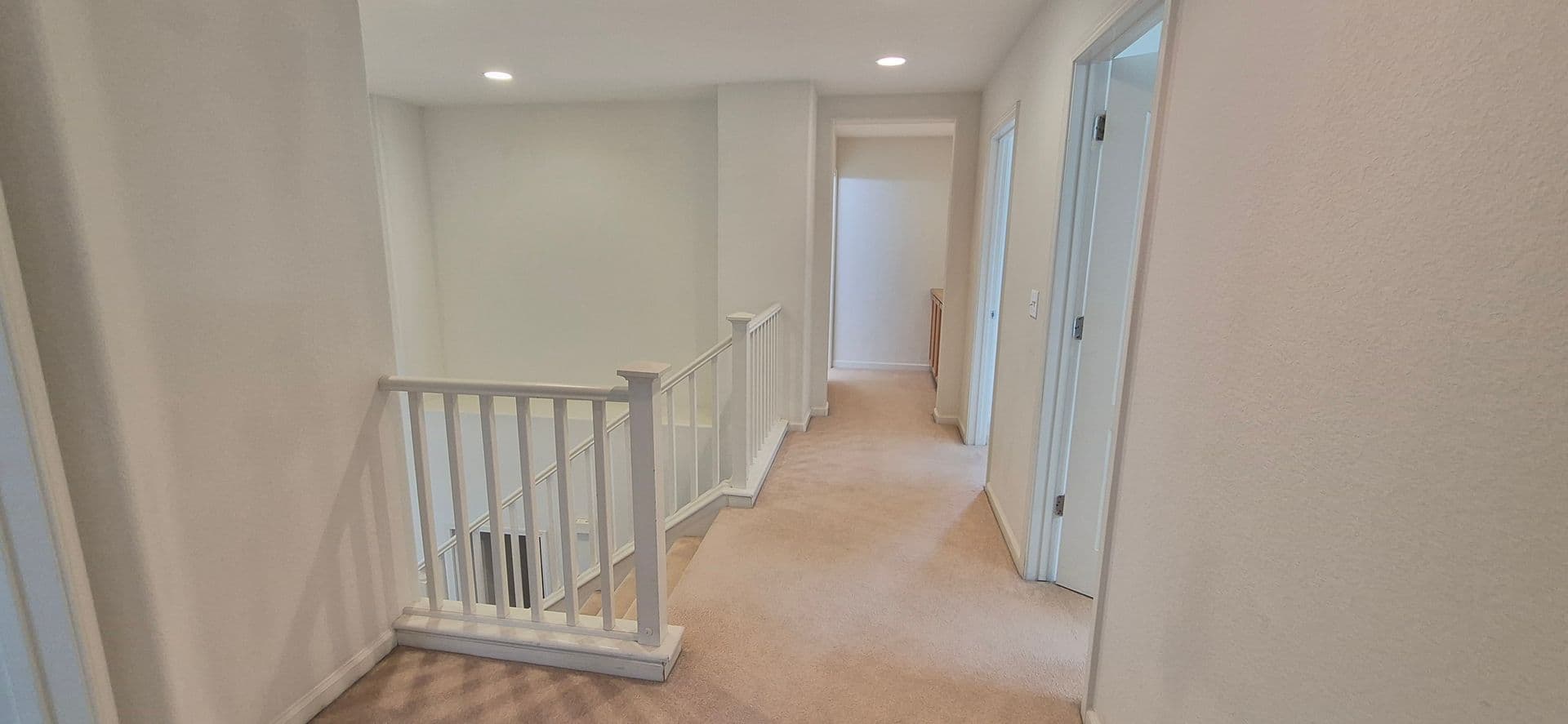 Dixon House: 2080 Mariposa Drive