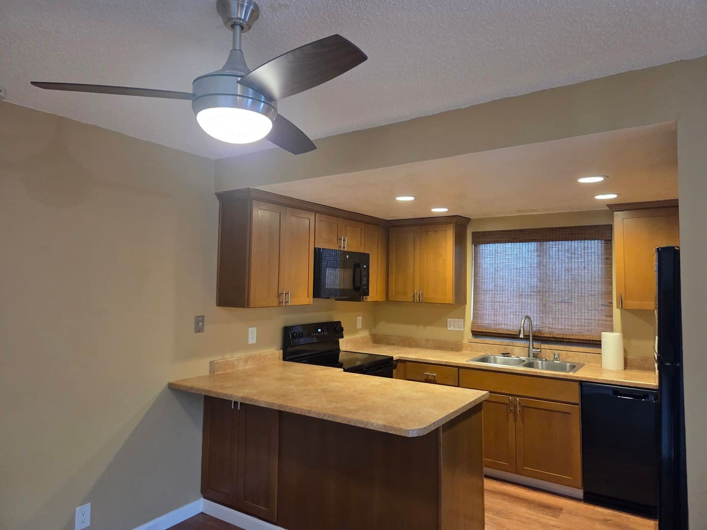 Fairfield House: 1152 Frost Pl