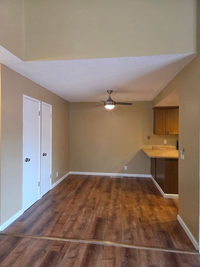 Fairfield House: 1152 Frost Pl