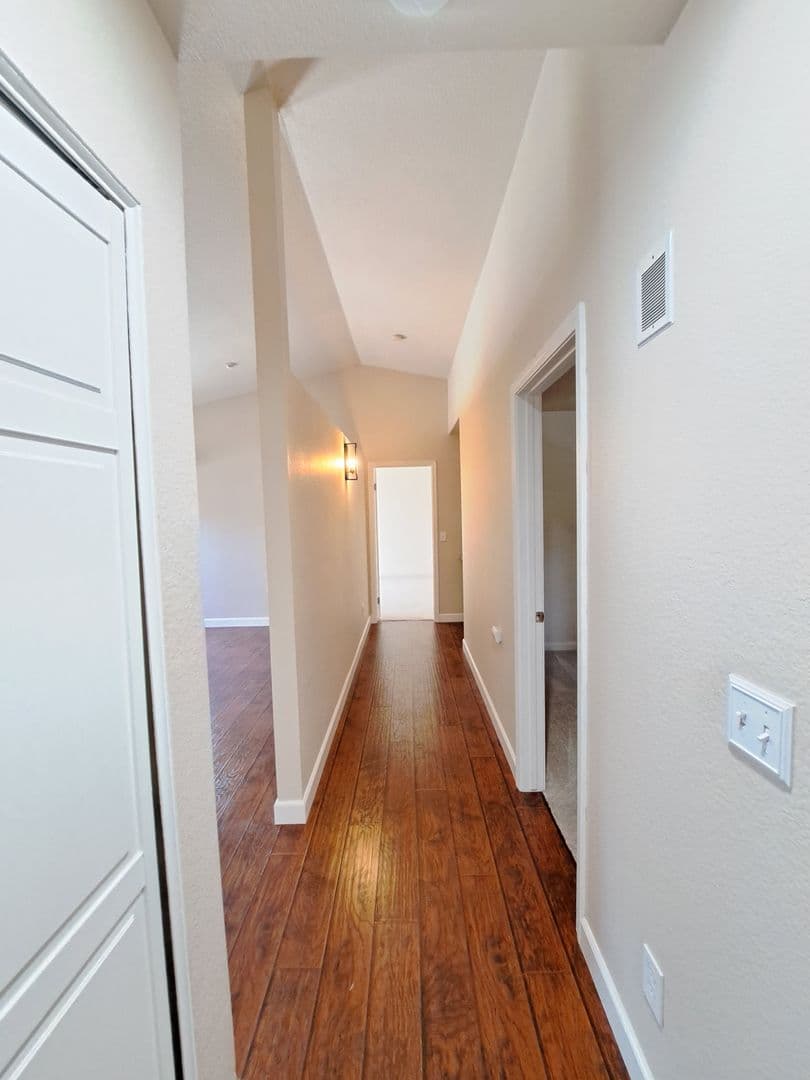 Vacaville House: 354 Bradley Dr.