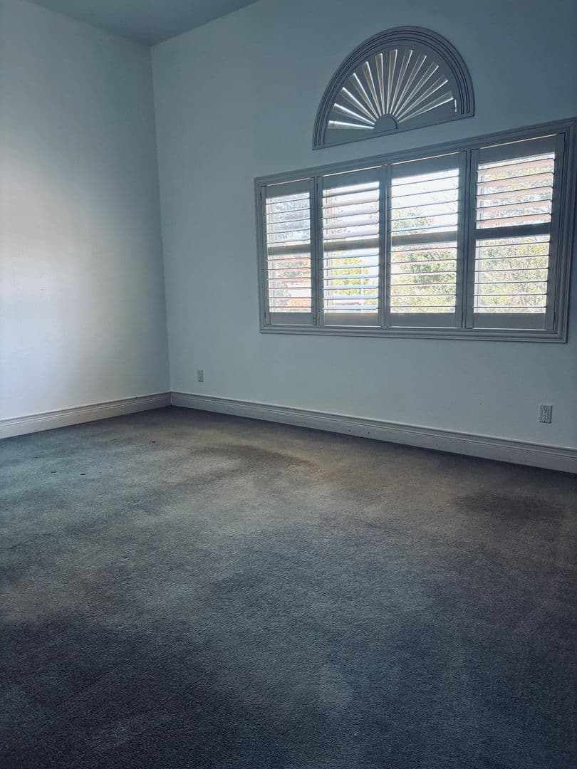 Fairfield House: 3168 Orchard View