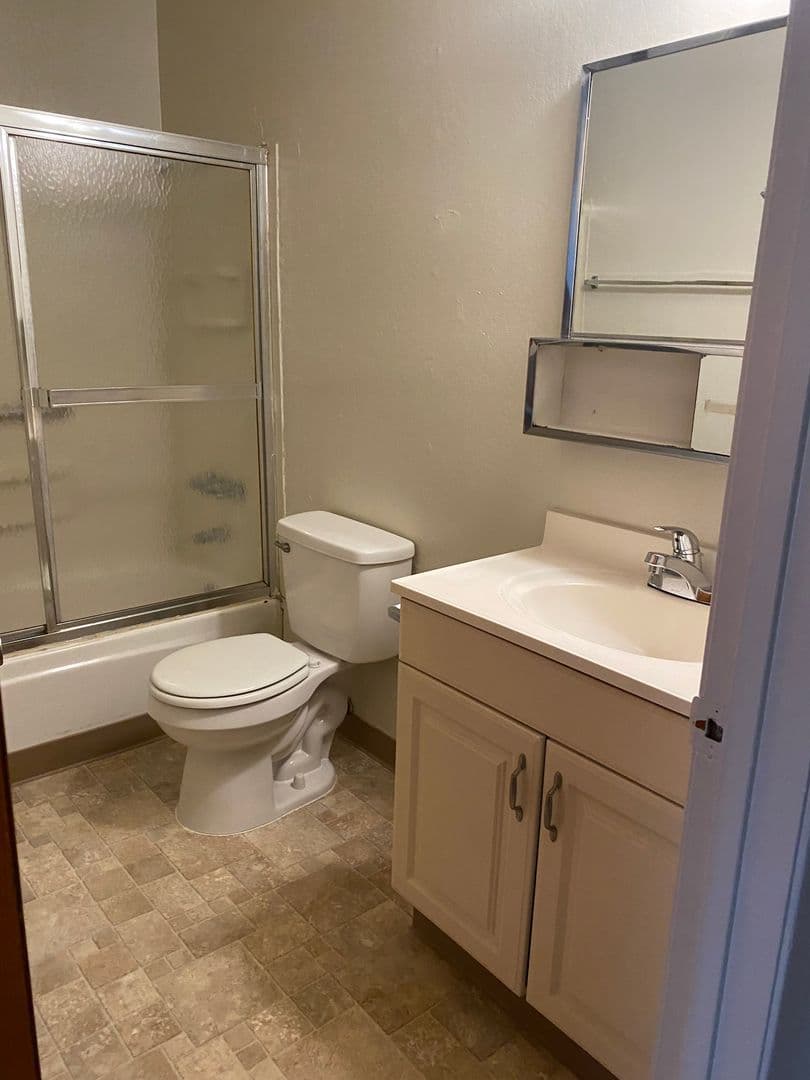Fairfield Apartment: 1235 Ohio St