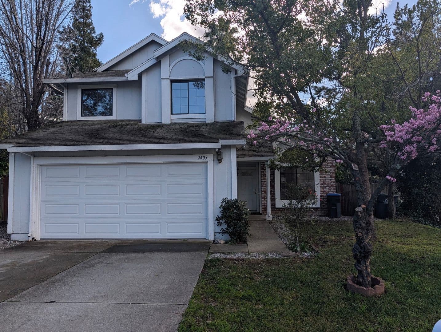 Fairfield House: 2403 Tea Ct