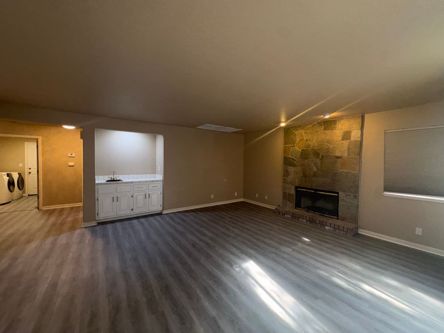 Fairfield House: 3426 Glen Ellen Dr