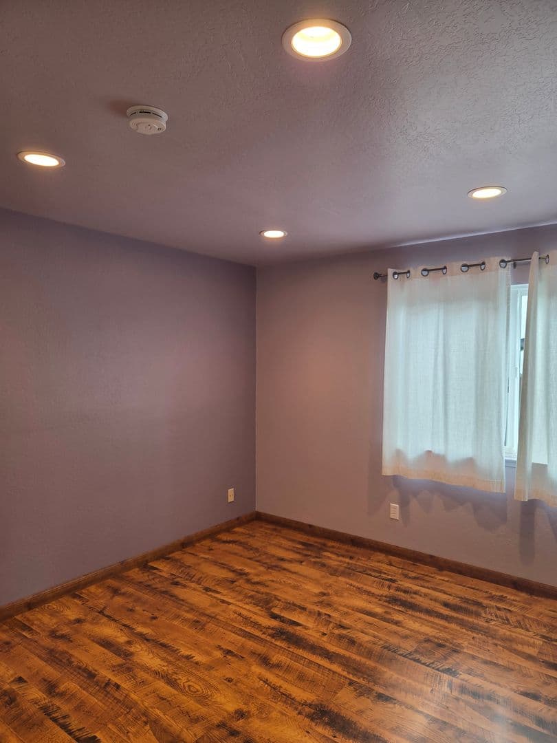 Fairfield House: 2827 Owens St