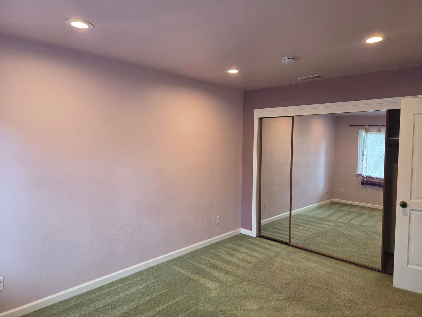 Fairfield House: 2827 Owens St