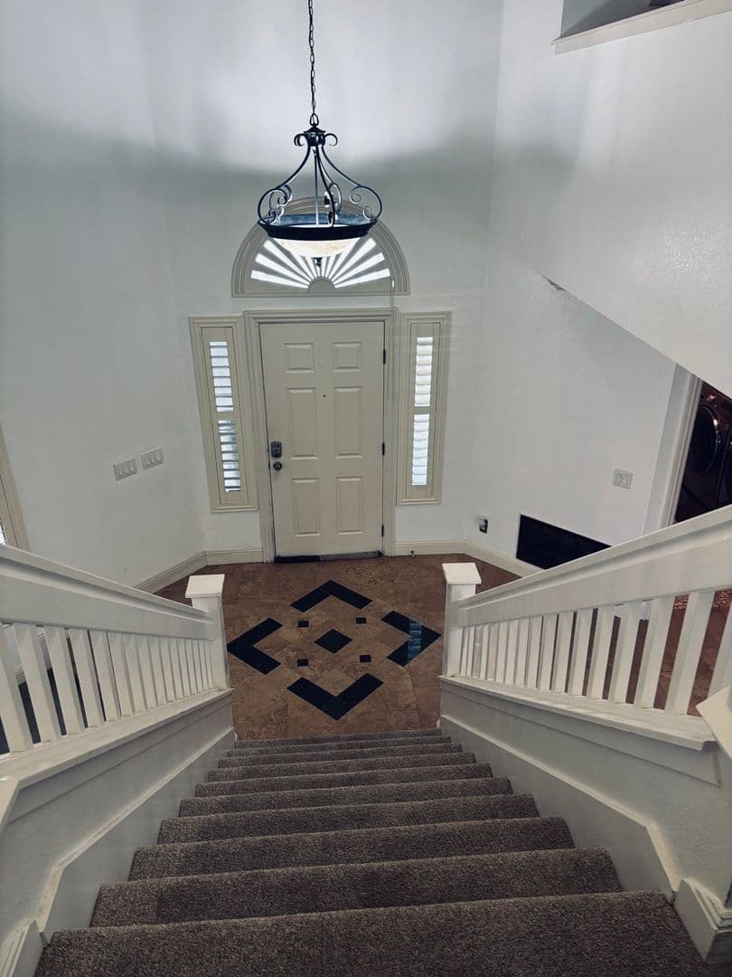 Fairfield House: 3168 Orchard View