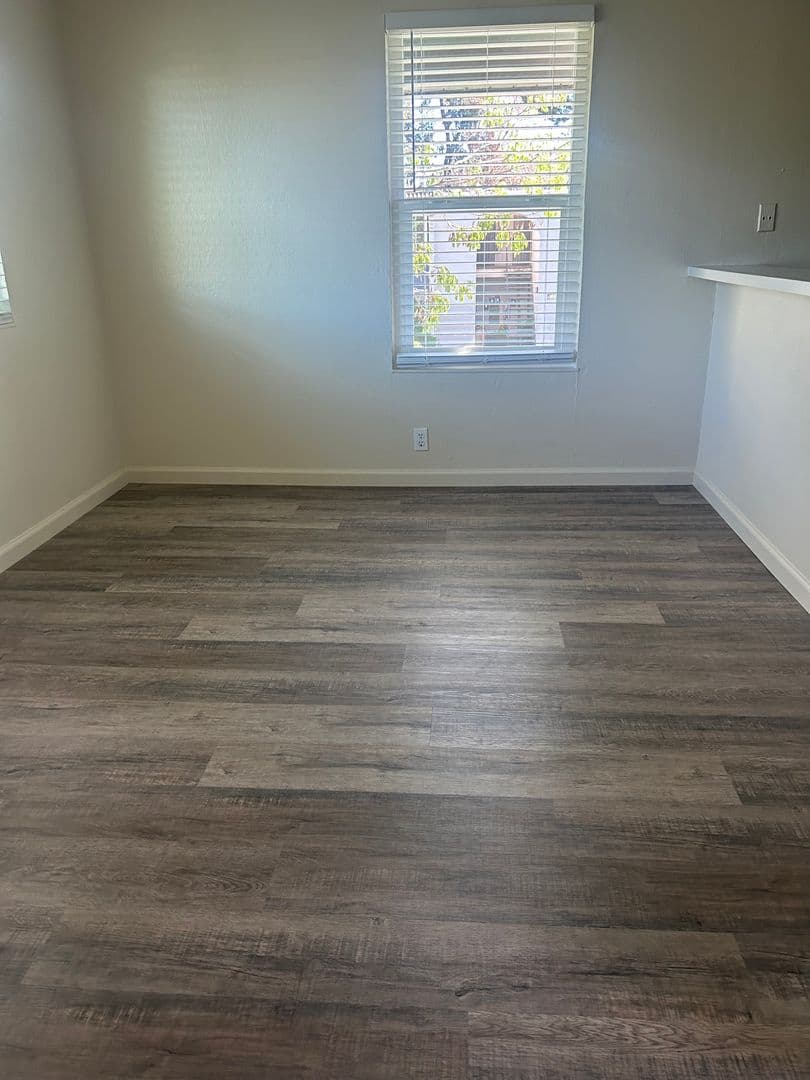 Fairfield Apartment: 708-716-760-766 E. TABOR AVE