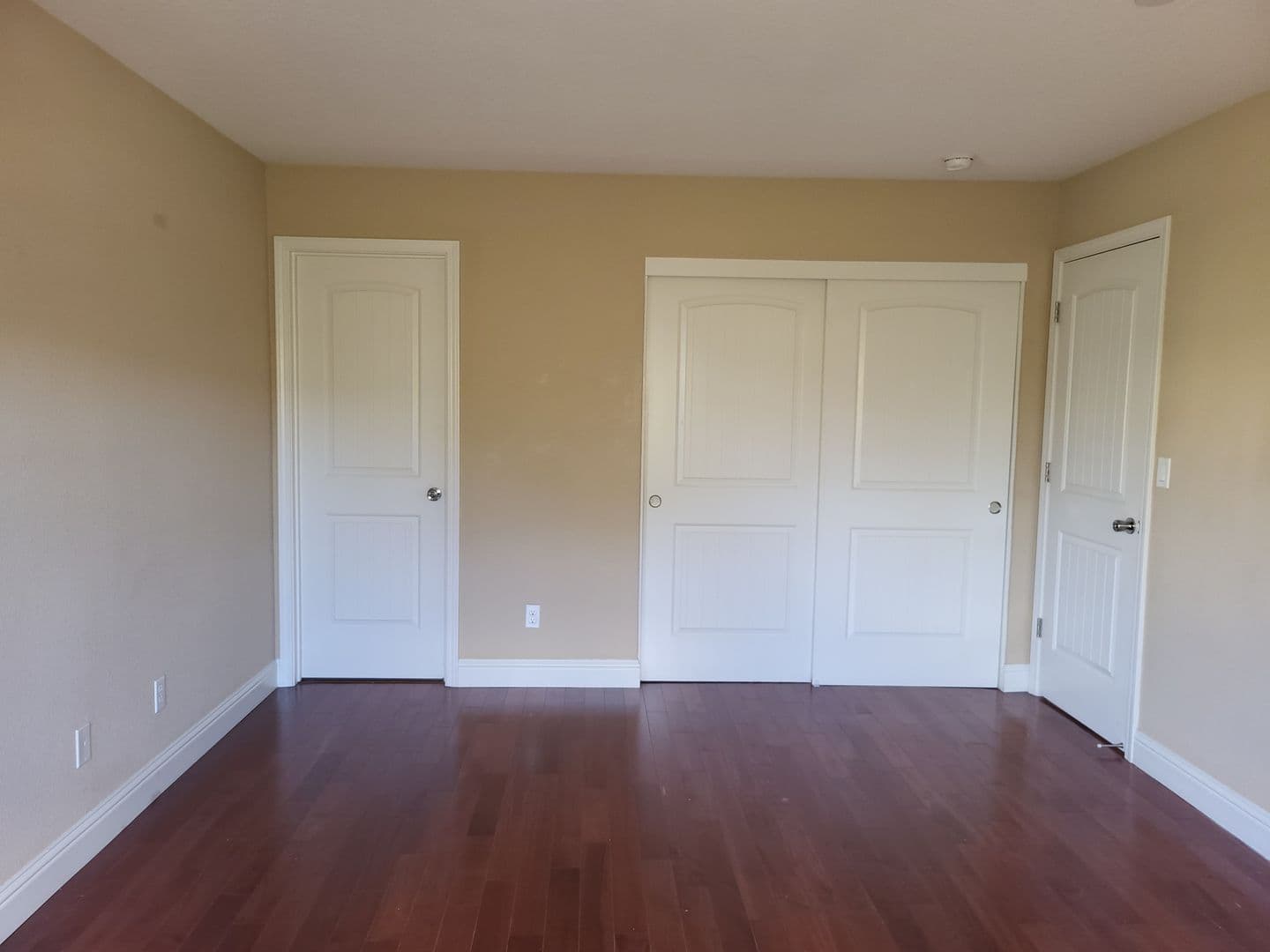 Fairfield House: 3891 Danbury Way