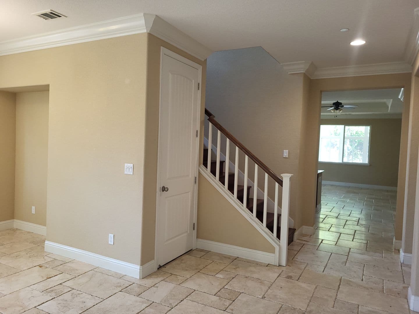 Fairfield House: 3891 Danbury Way