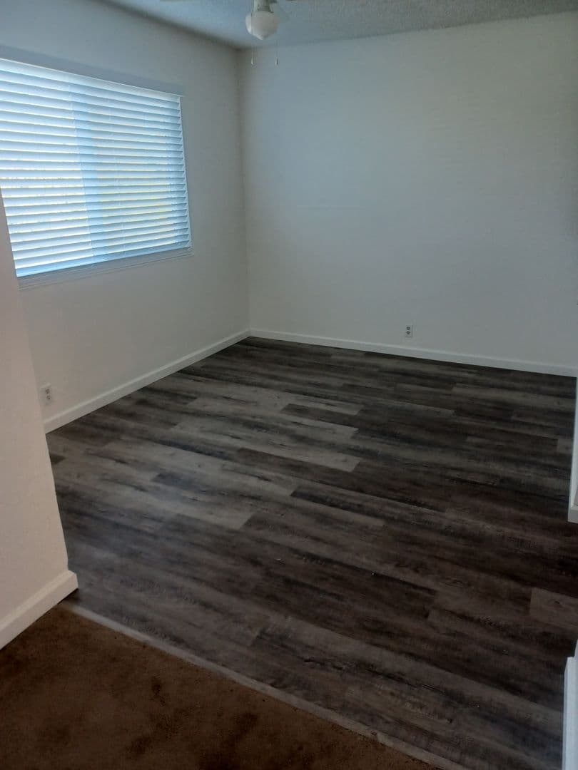 Fairfield Apartment: 708-716-760-766 E. TABOR AVE