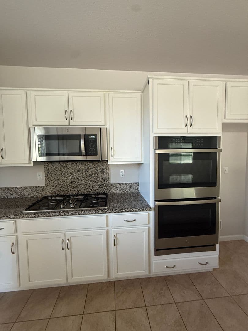 Dixon House: 1680 Gold Street