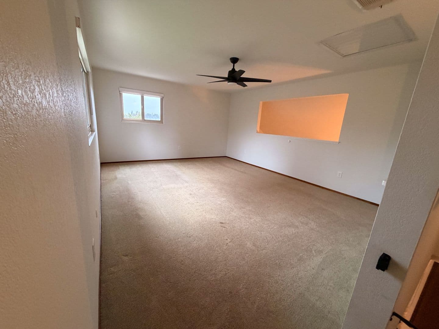 Dixon House: 950 Pembroke Way