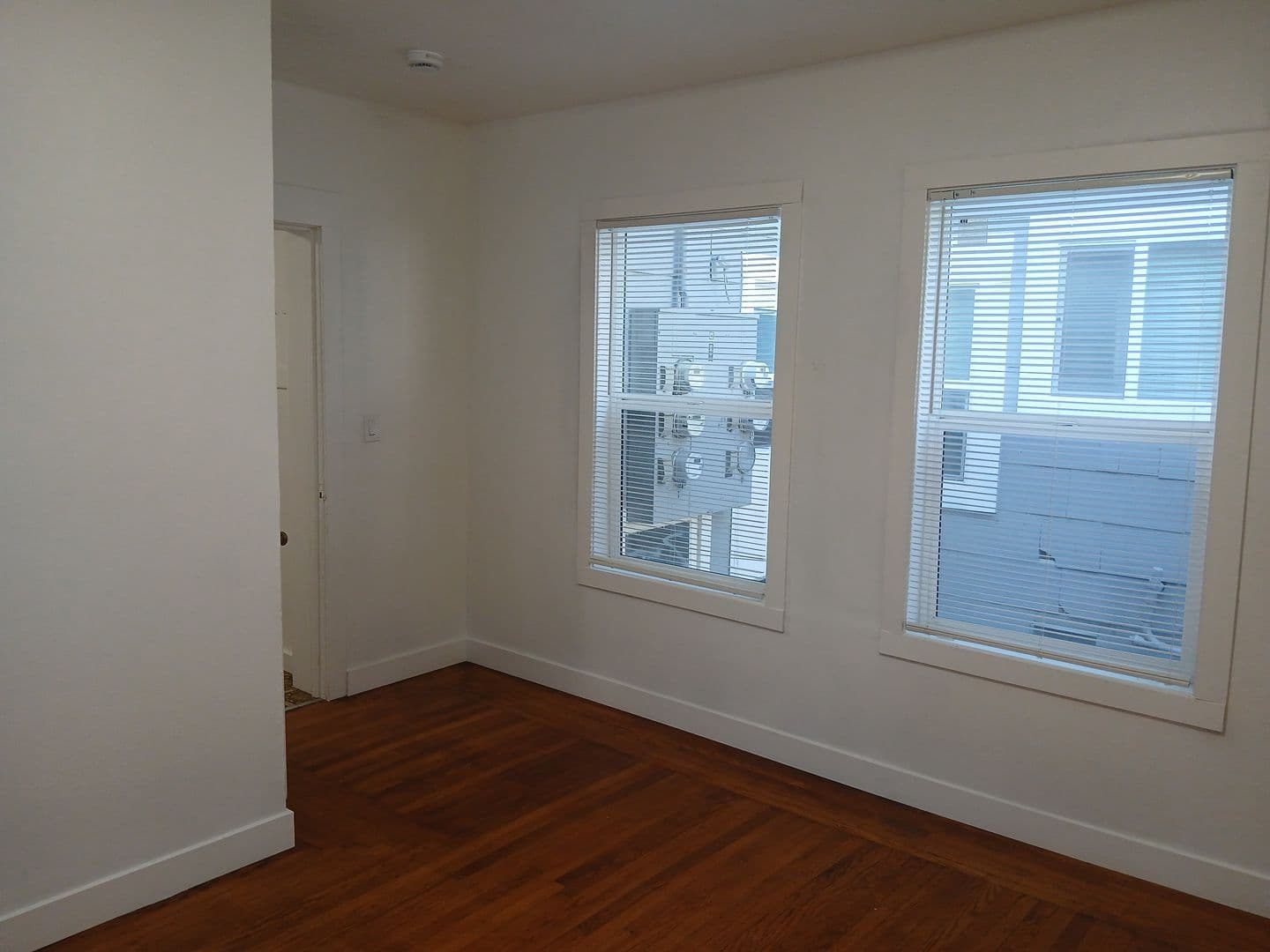 Fairfield Apartment: 801 Taylor St