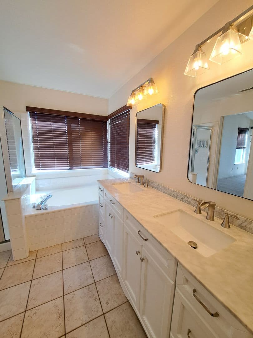 Vacaville House: 354 Bradley Dr.
