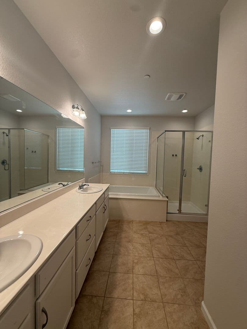 Dixon House: 1680 Gold Street