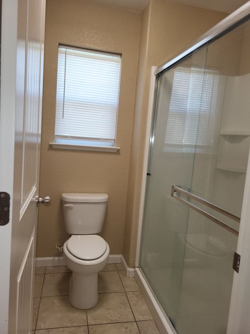 Fairfield House: 3891 Danbury Way