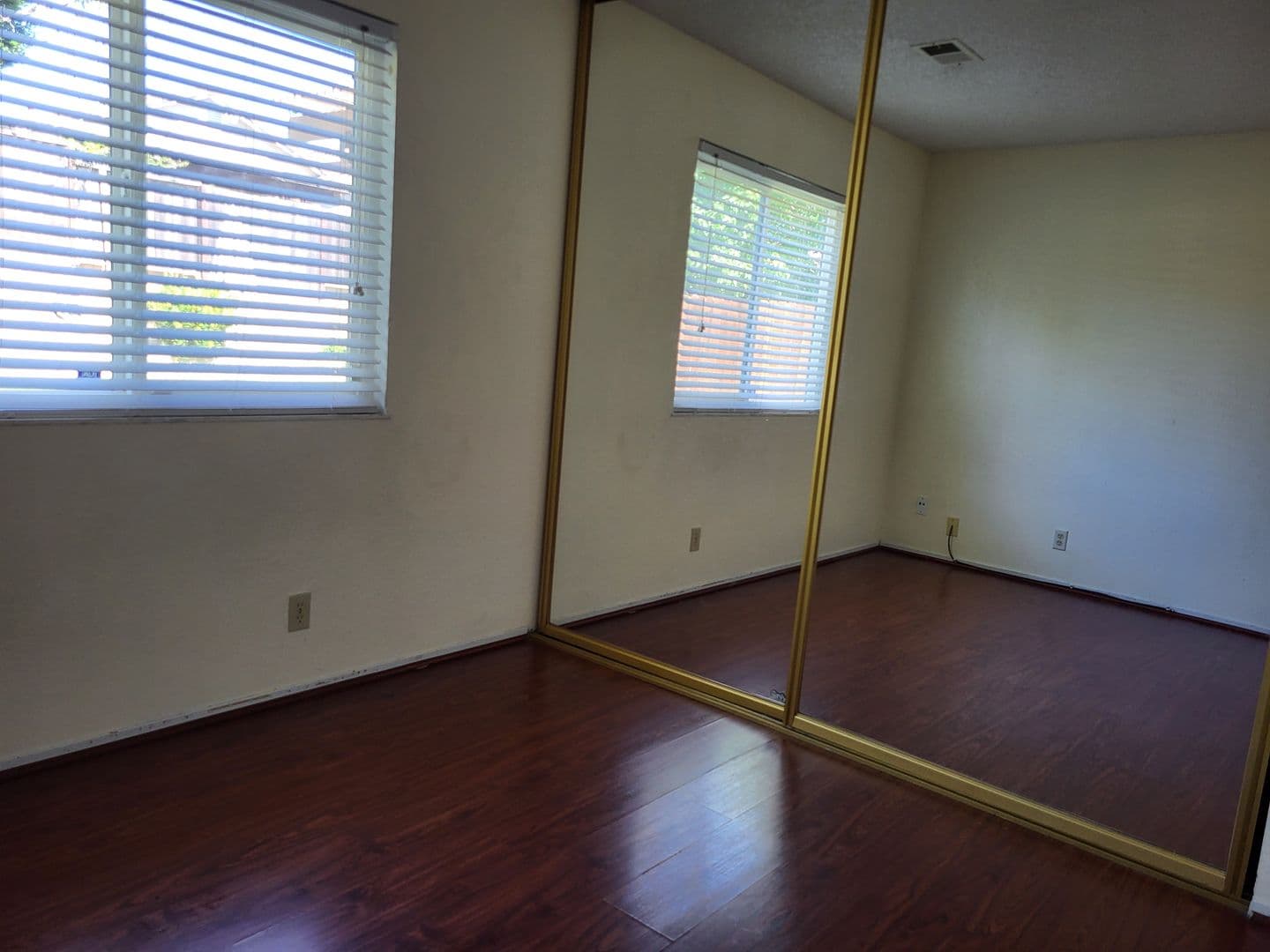Vallejo House: 125 Serpentine Drive