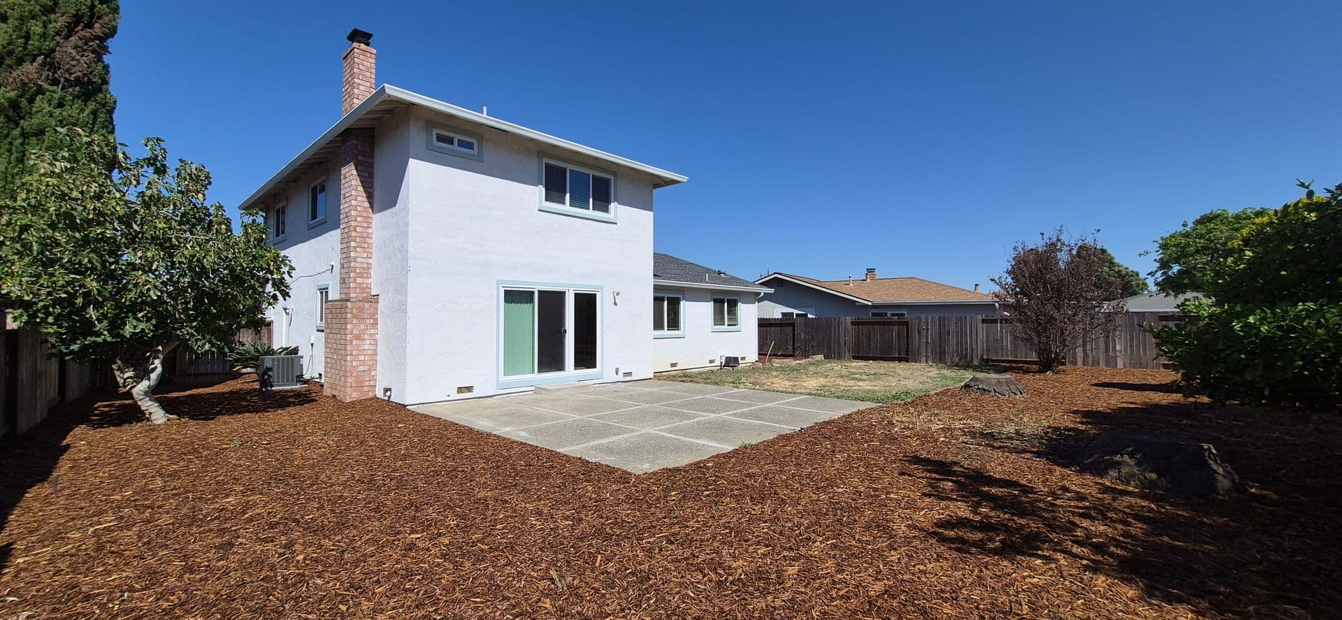 Fairfield House: 5023 Oakbrook Cir