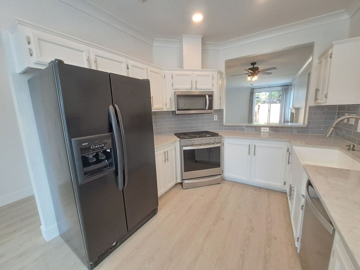 Vacaville House: 472 Somerville Circle