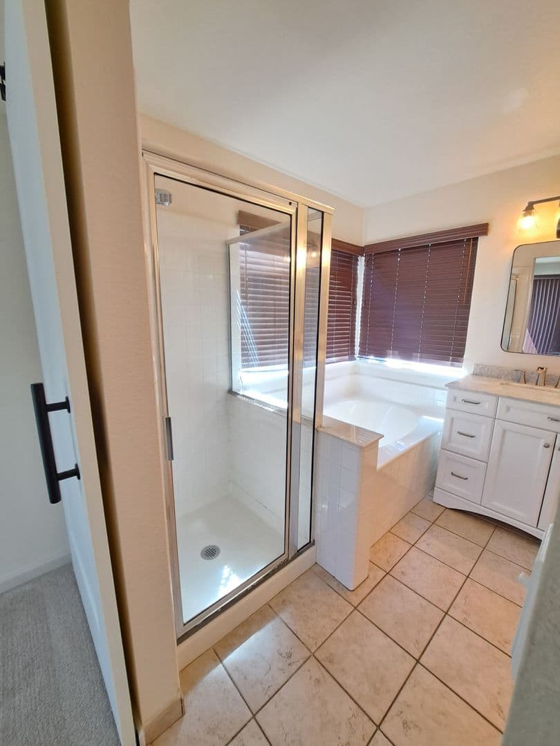 Vacaville House: 354 Bradley Dr.