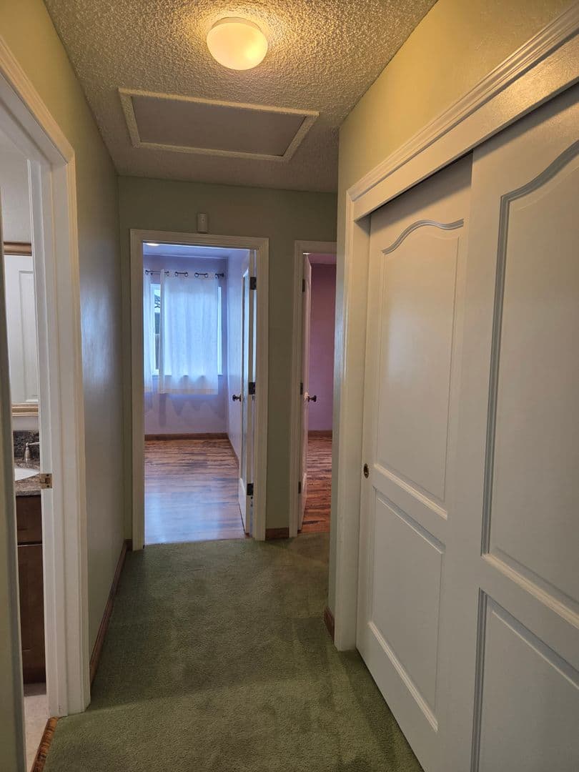 Fairfield House: 2827 Owens St