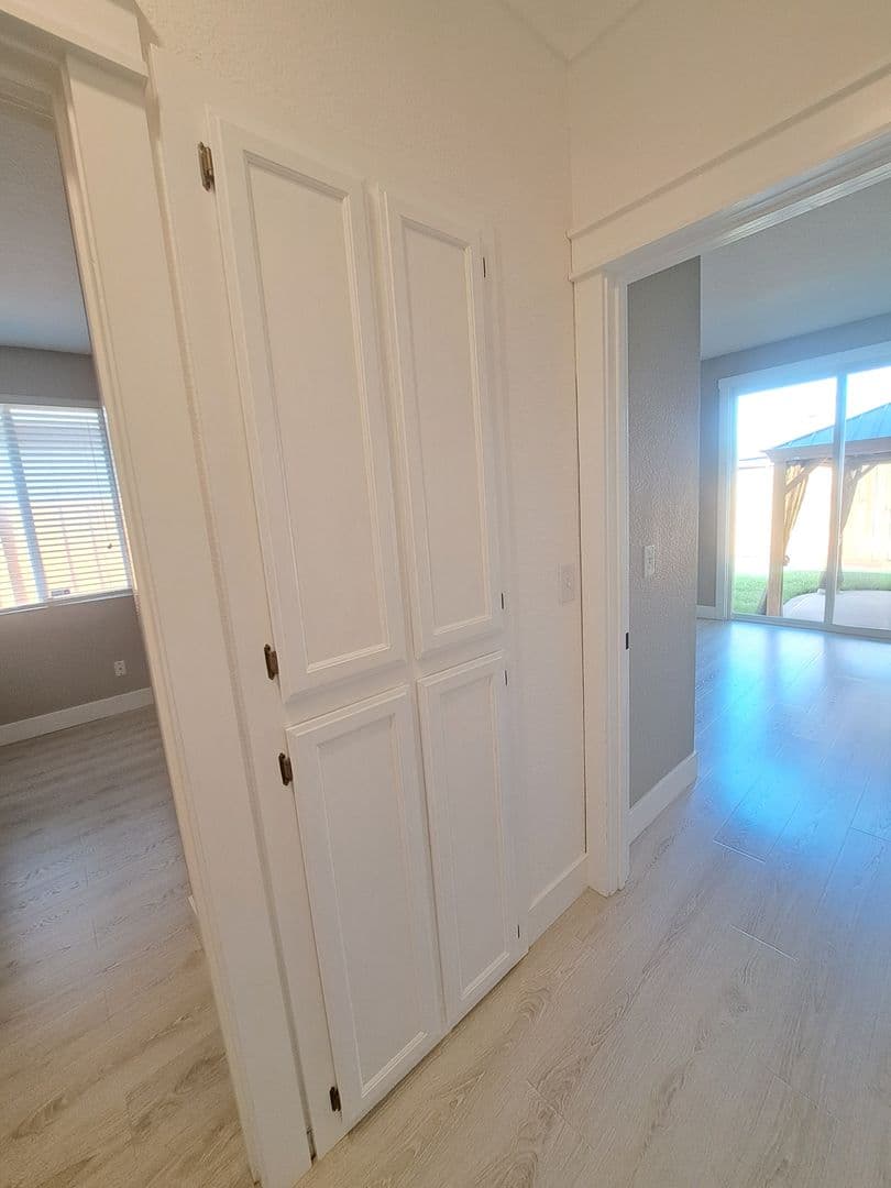 Vacaville House: 472 Somerville Circle