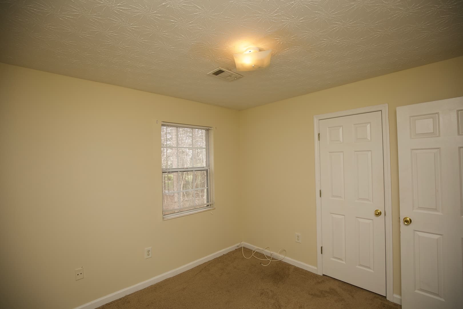 Douglasville House: 8260 Max Ct