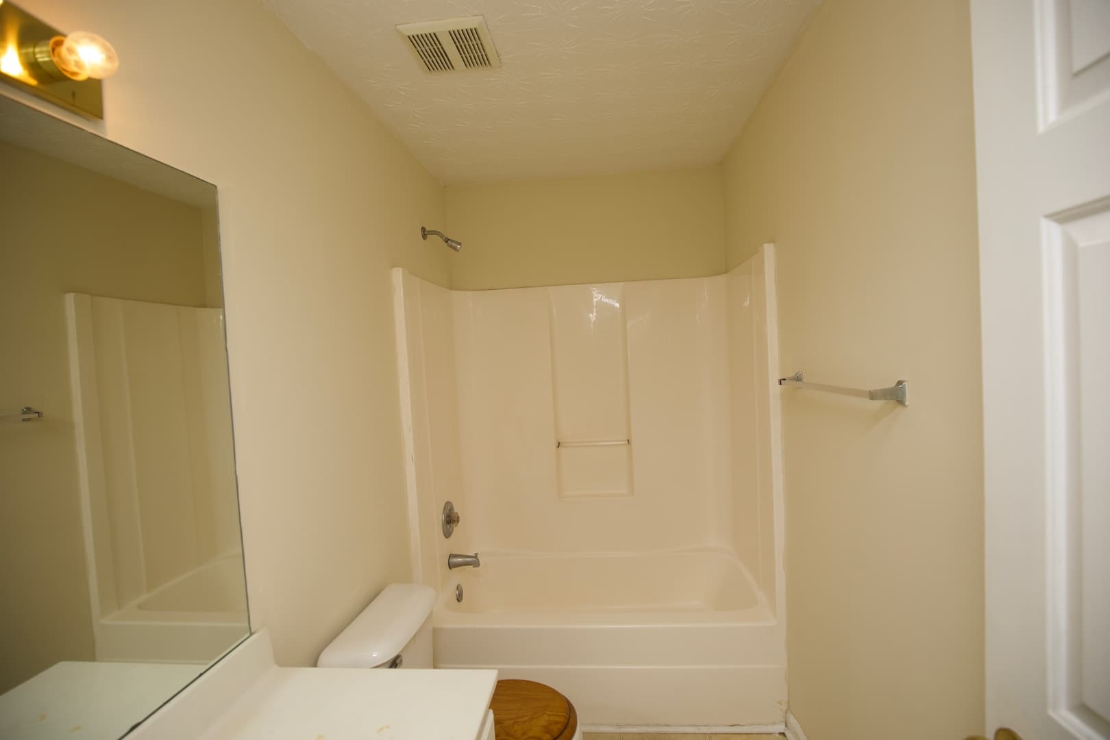 Douglasville House: 8260 Max Ct