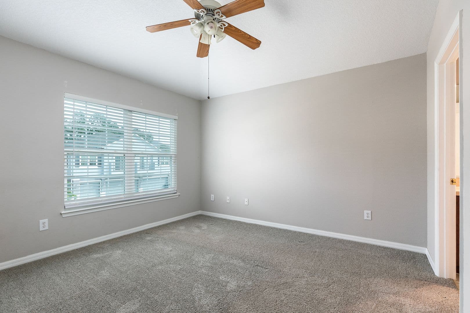 SANFORD Condo: 3111 SAN JACINTO