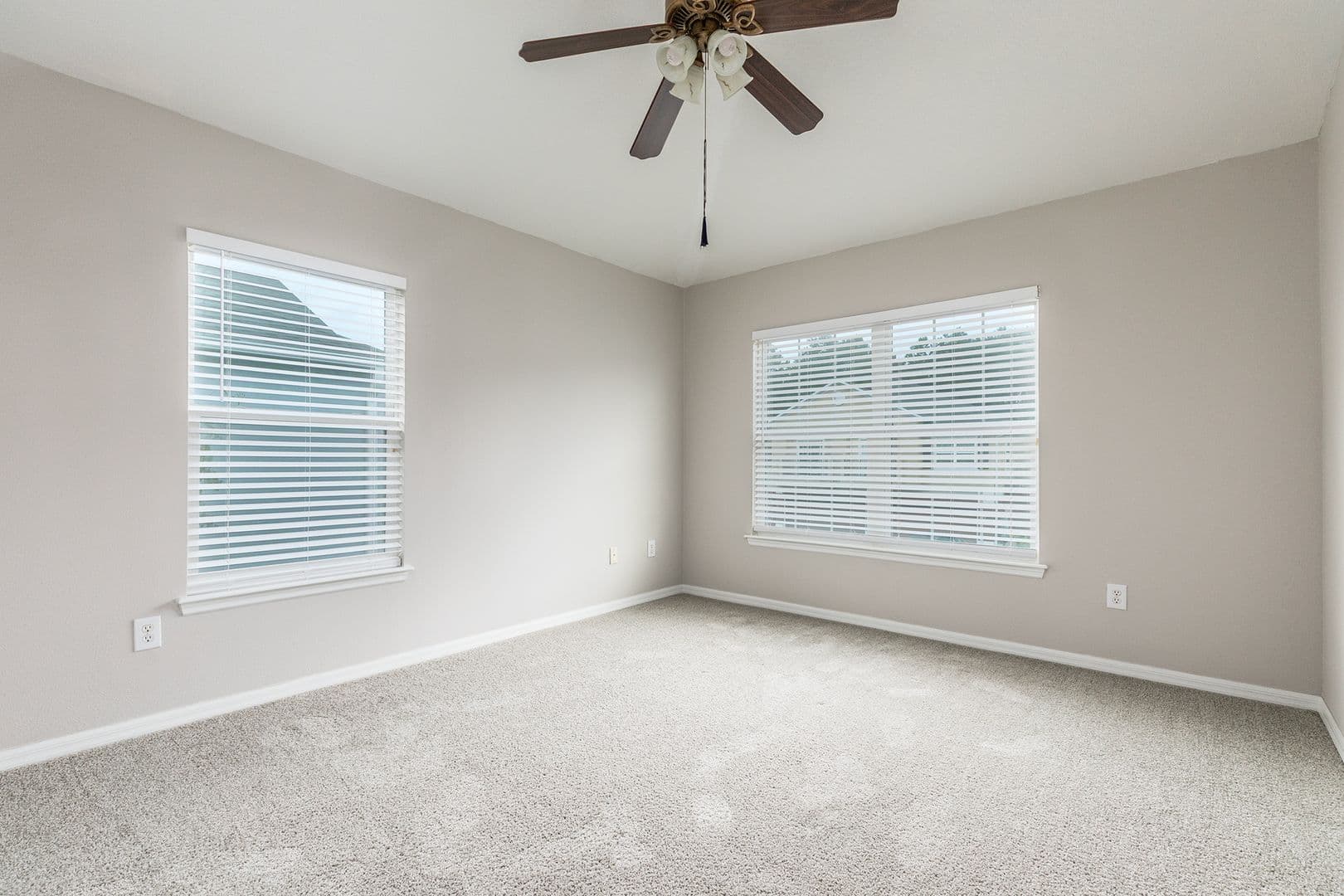 SANFORD Condo: 3111 SAN JACINTO
