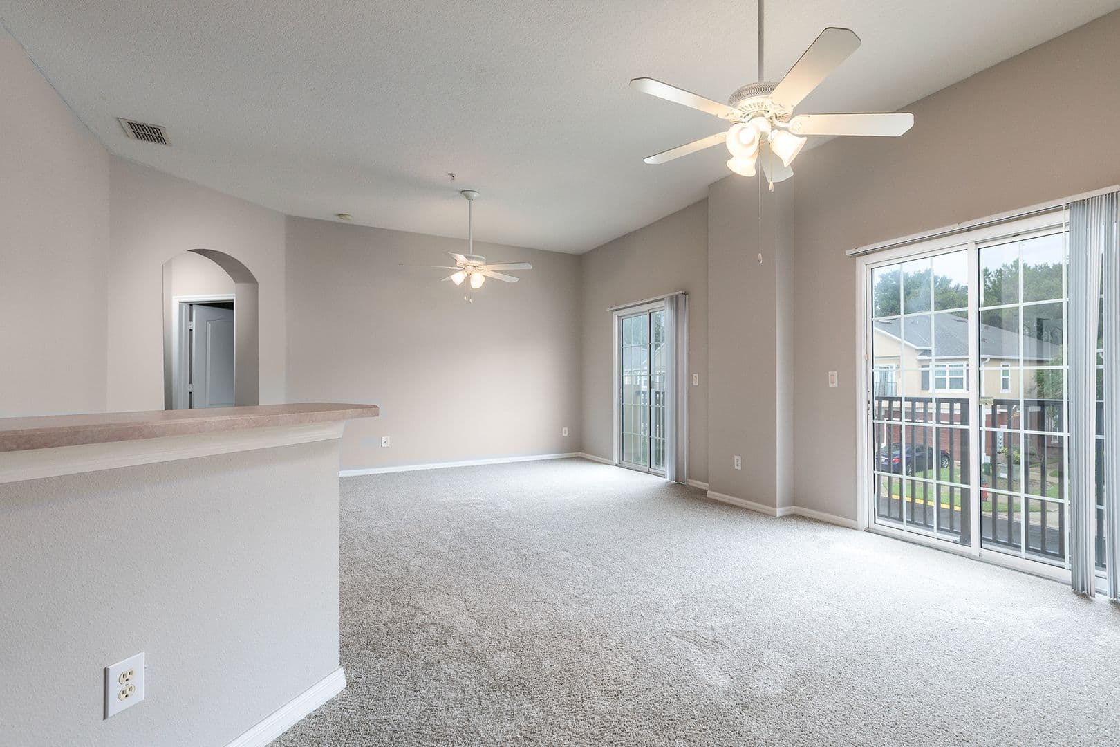 SANFORD Condo: 3111 SAN JACINTO