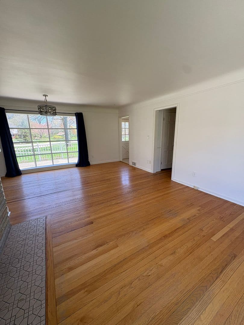Franklin House: 24975 Franklin Park Drive