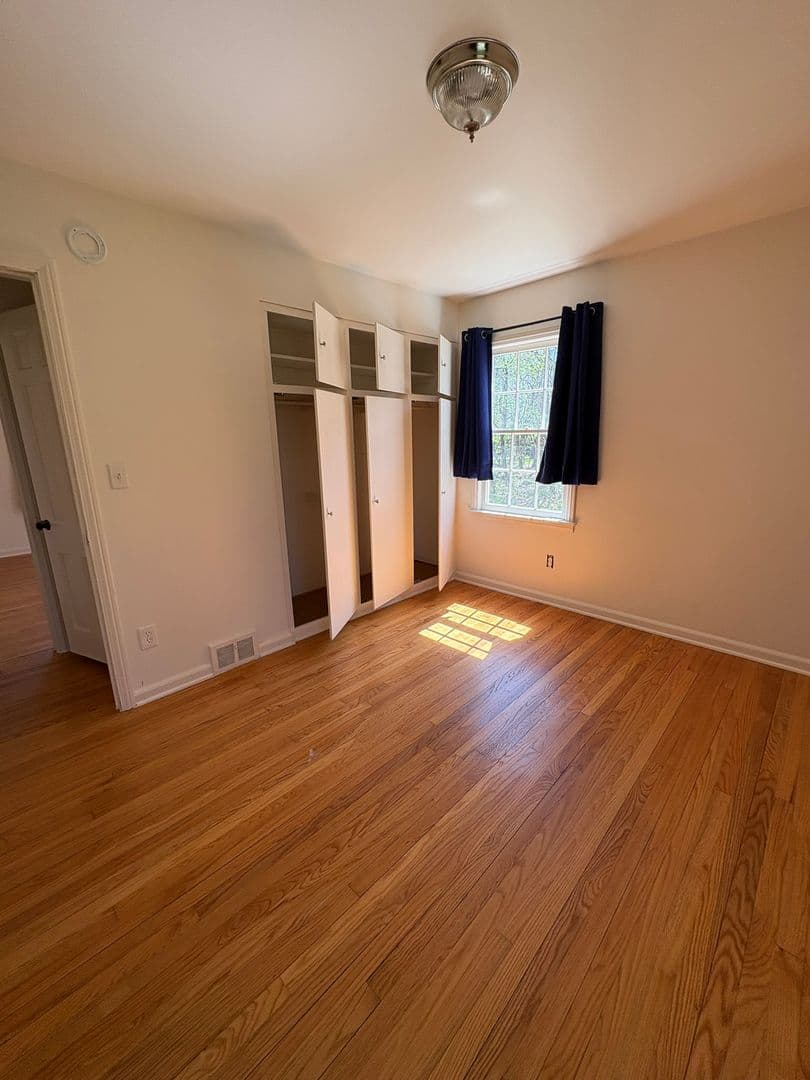 Franklin House: 24975 Franklin Park Drive