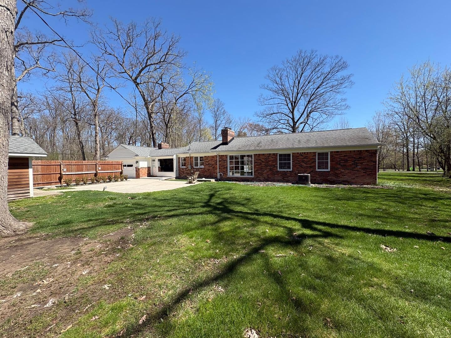 Franklin House: 24975 Franklin Park Drive