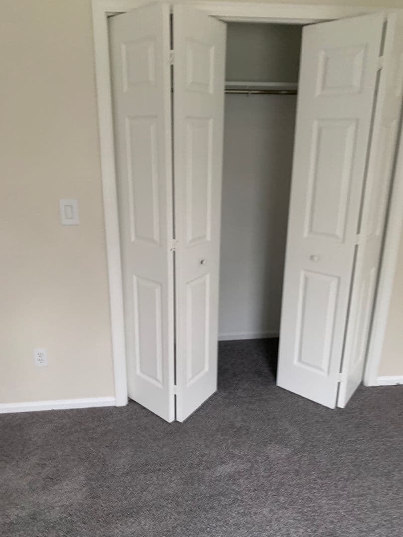 Berkley Townhome: 1200 Dorothea
