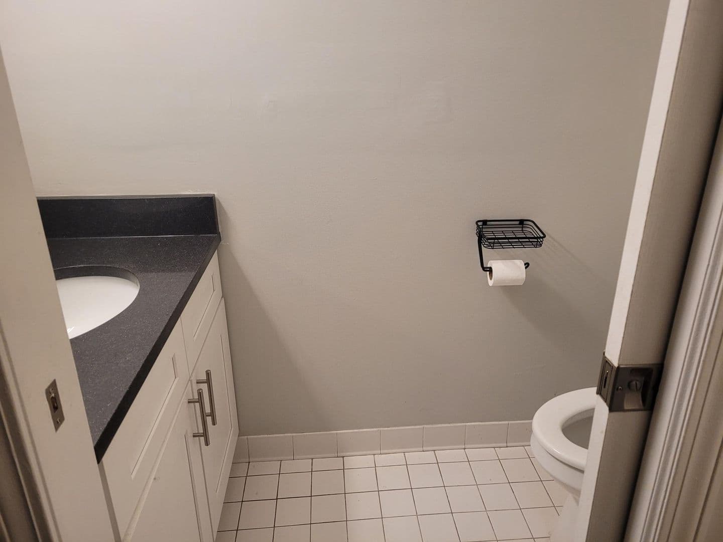 Berkley Apartment: 3518 Greenfield