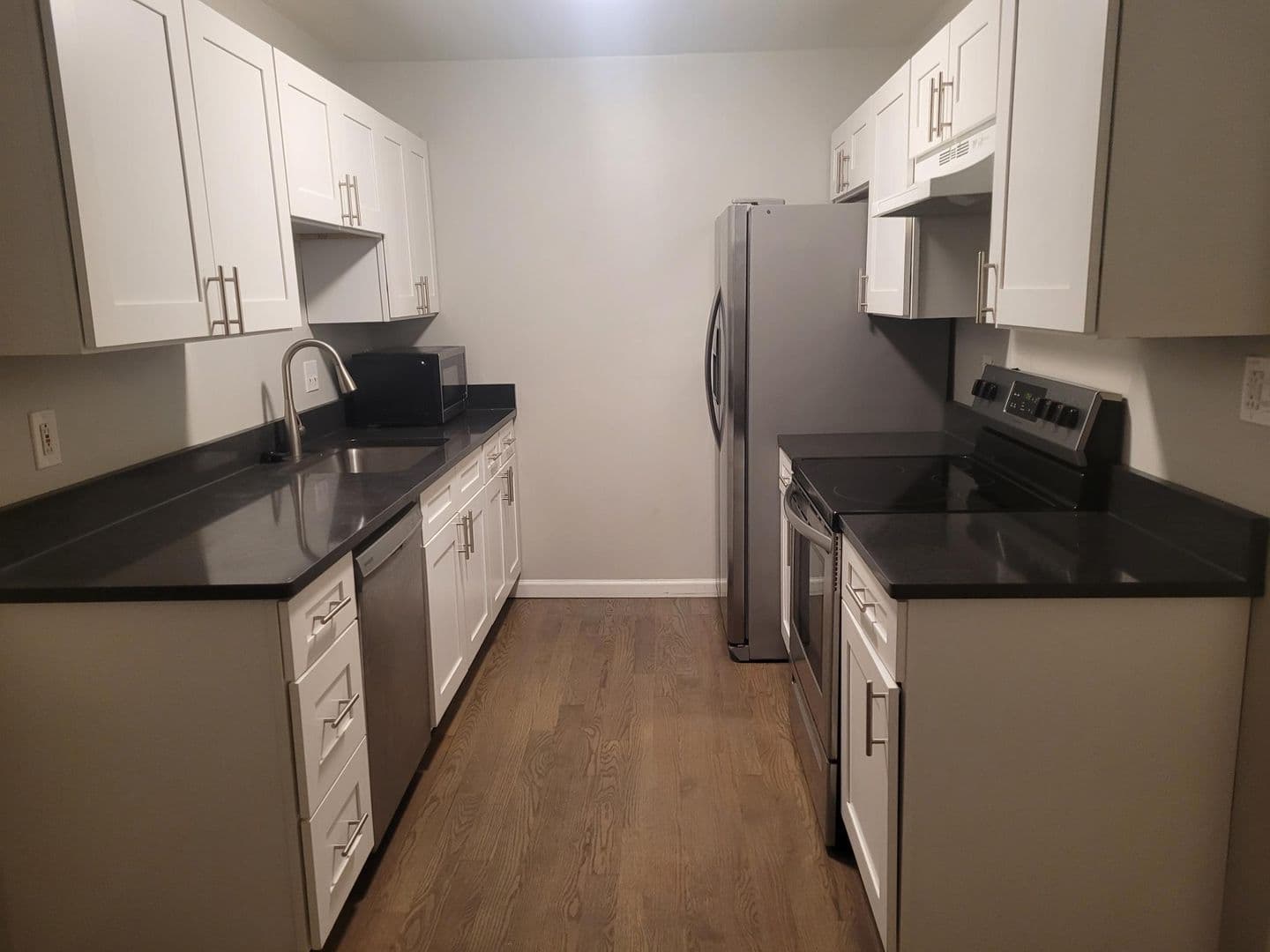 Berkley Apartment: 3518 Greenfield