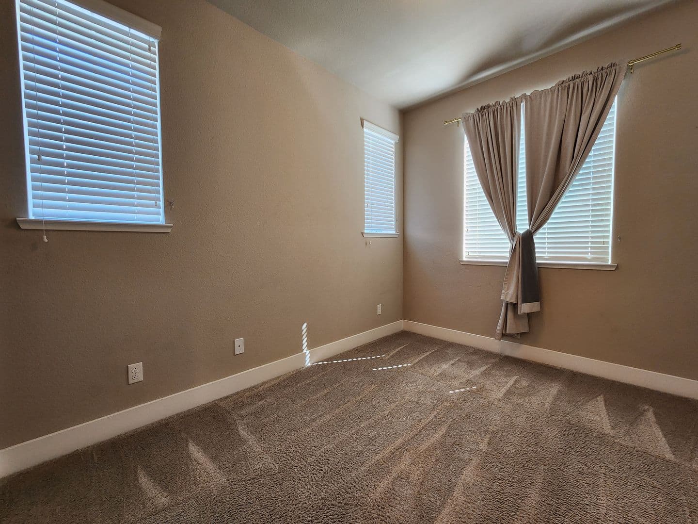 Santa Rosa House: 1615 Brandee Lane