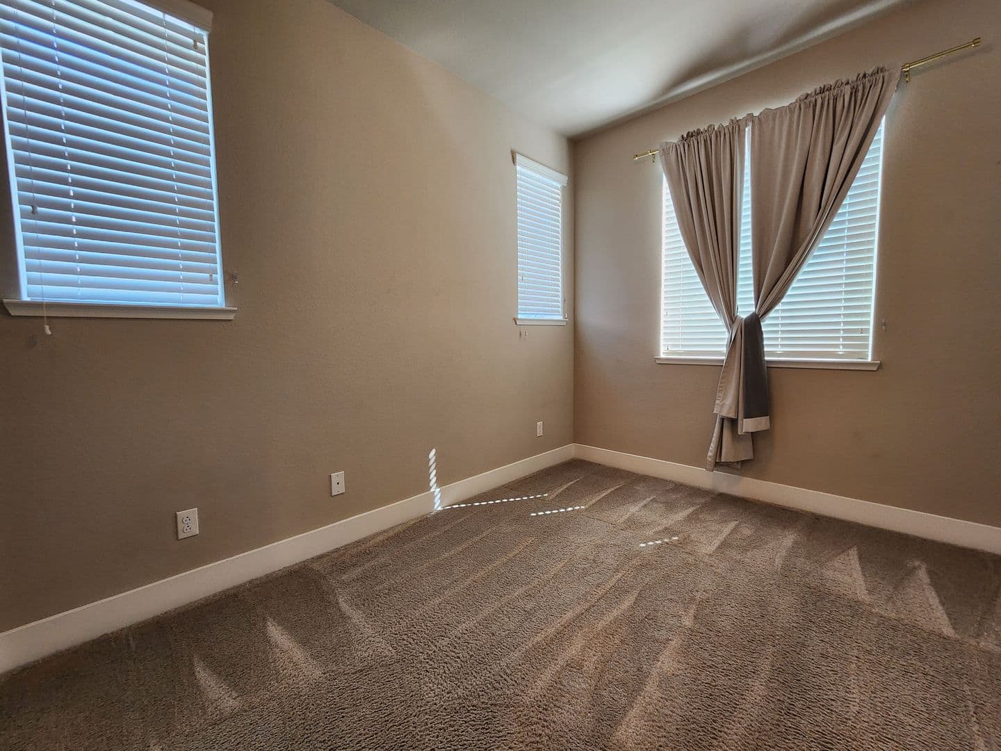 Santa Rosa House: 1615 Brandee Lane