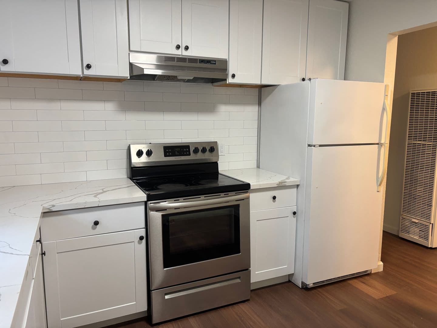 Santa Rosa Apartment: 2343 Heidi Place