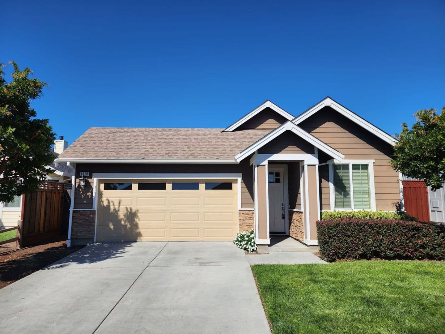 Santa Rosa House: 1615 Brandee Lane