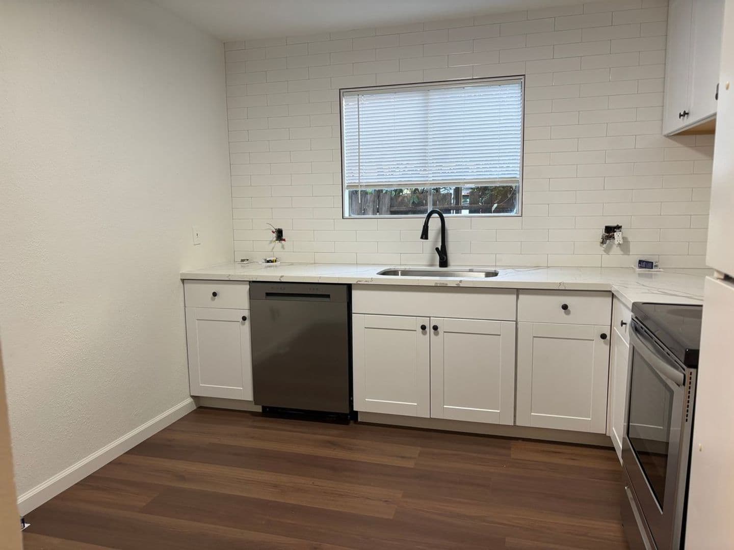 Santa Rosa Apartment: 2343 Heidi Place