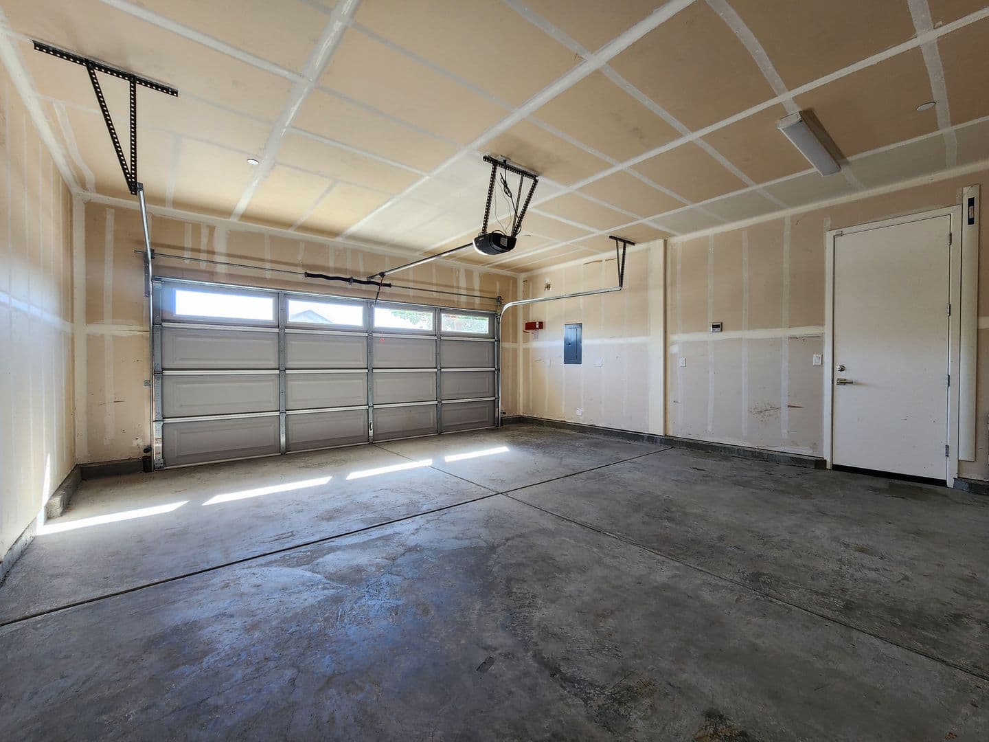 Santa Rosa House: 1615 Brandee Lane