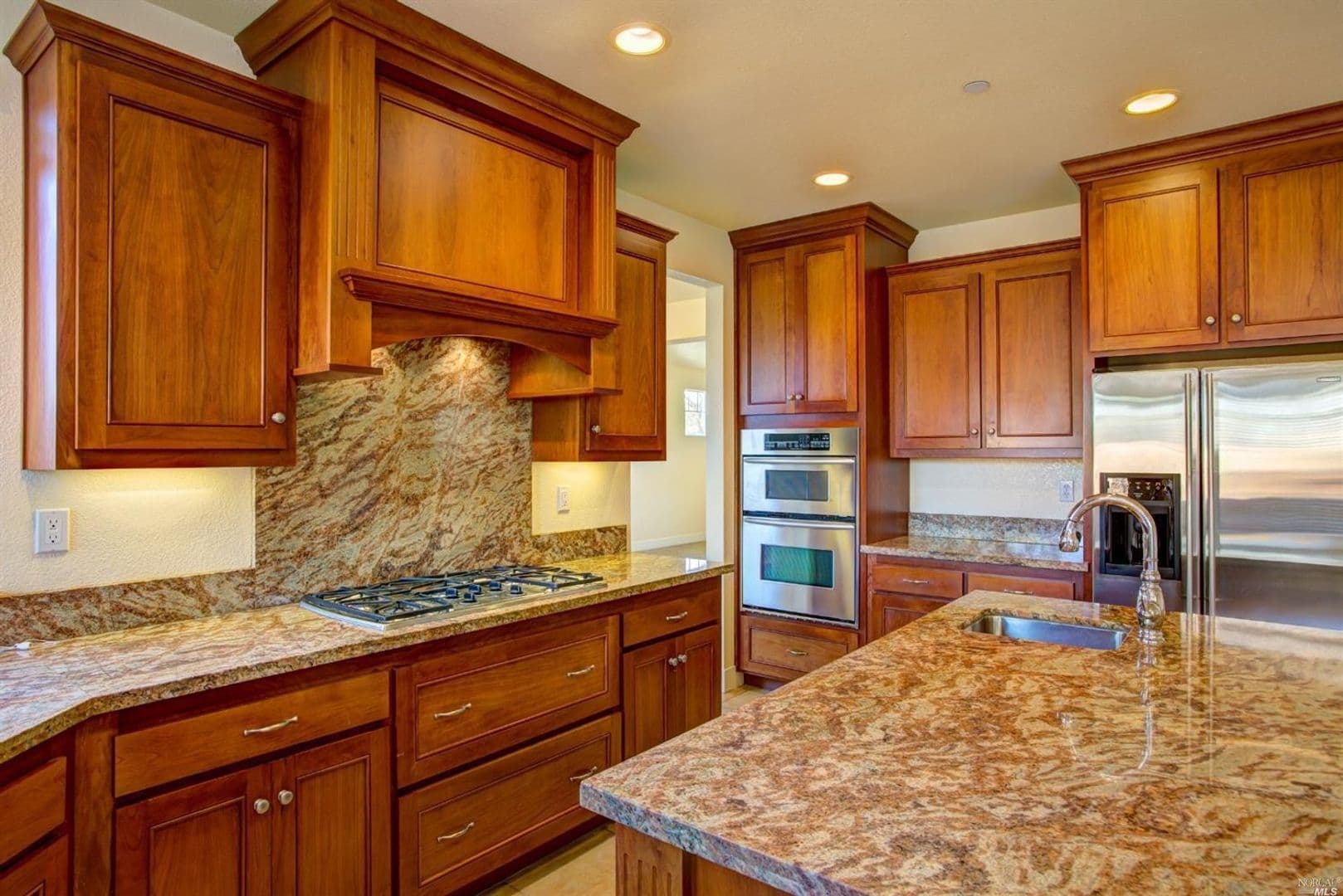 Petaluma House: 5 Dorenfeld Court