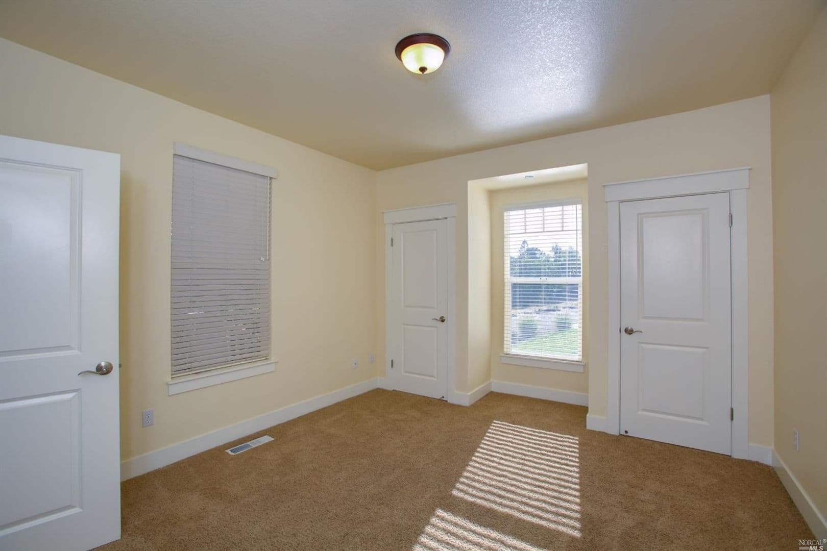 Petaluma House: 5 Dorenfeld Court