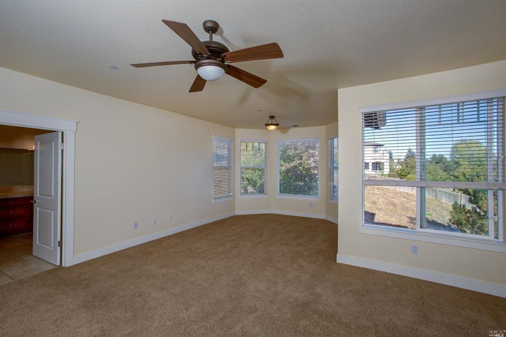 Petaluma House: 5 Dorenfeld Court