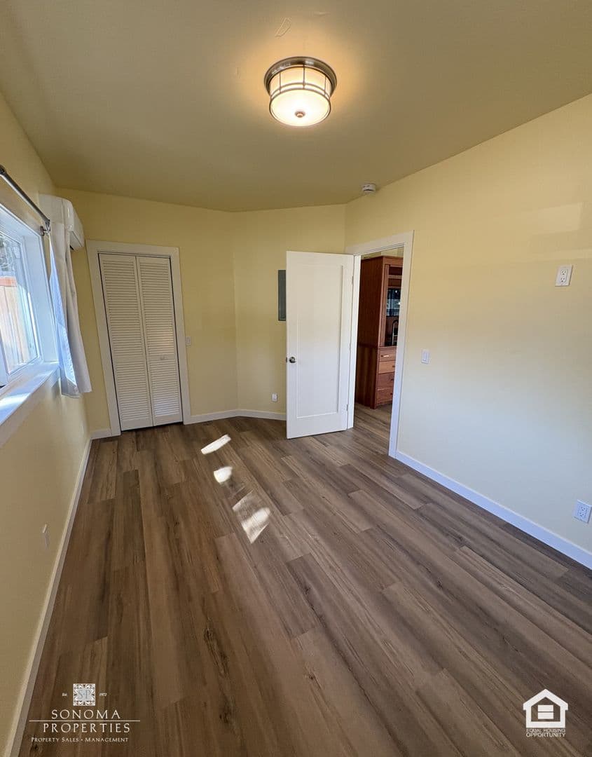 Glen Ellen House: 879 Cecelia Drive